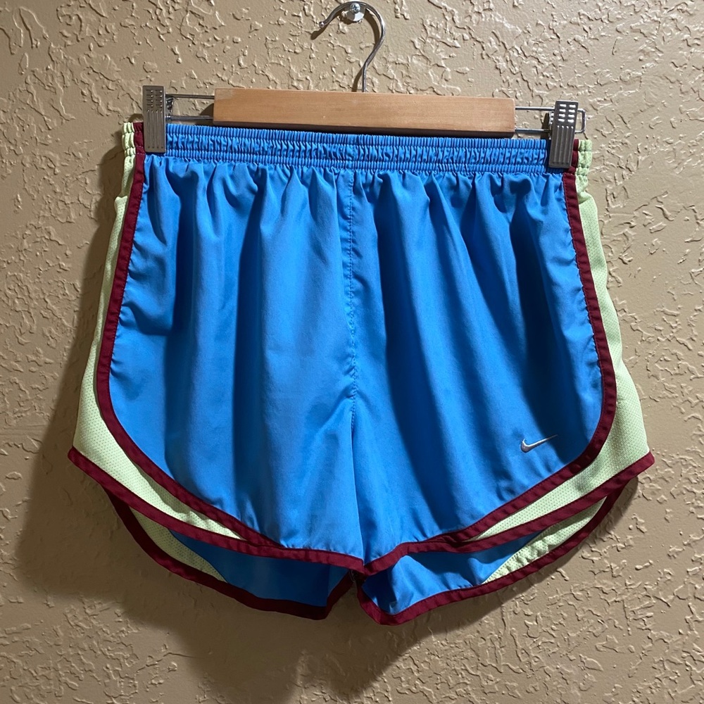 Nike Athletic Shorts - EUC